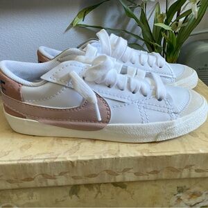 Nike blazer tennis shoes